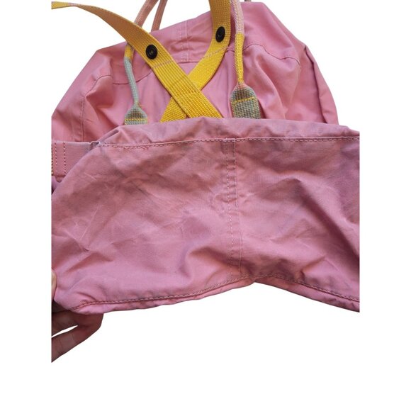 Fjallraven Kanken Pink Adjustable Strap Travel Backpack Casual School Vacation main image 5
